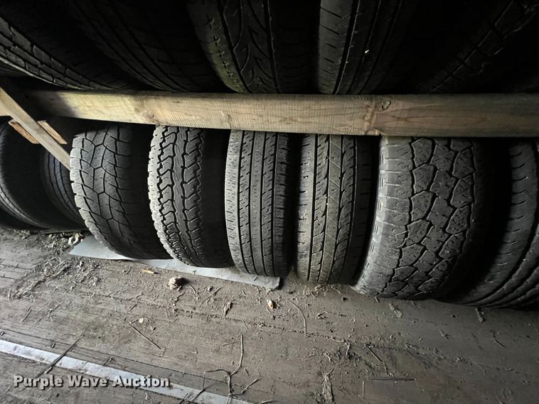 image for item KF9802 Tires