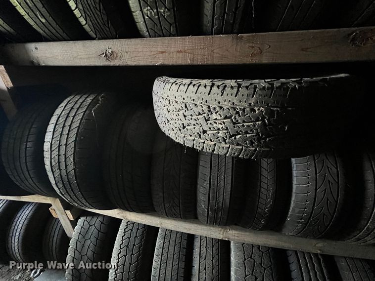 image for item KF9802 Tires