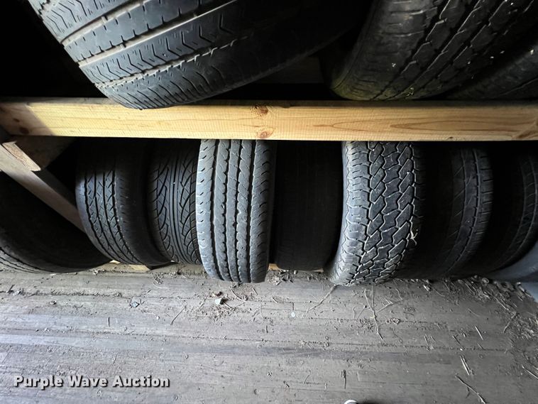 image for item KF9802 Tires