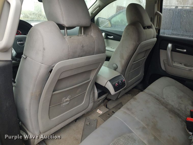 image for item KI9986 2008 GMC Acadia  SUV