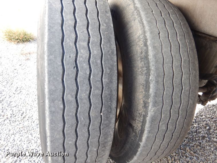 image for item KJ9023 2019 Dorsey CW53  walking floor trailer