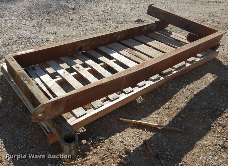 image for item KJ9025 96" L loader forks