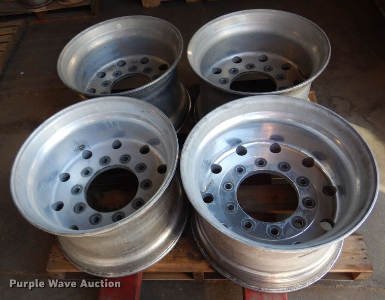 image for item KJ9026 (4) super single wheels