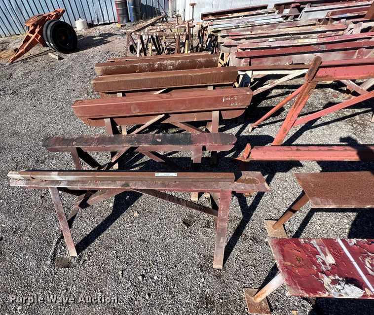 image for item KJ9037 Approximately 65 metal saw horses