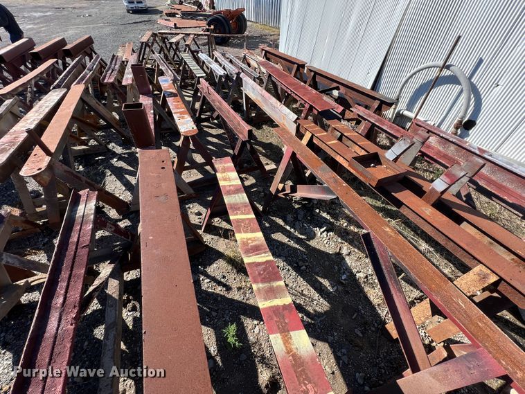 image for item KJ9037 Approximately 65 metal saw horses