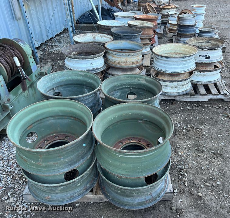 image for item KJ9044 Approximately 60 steel wheels