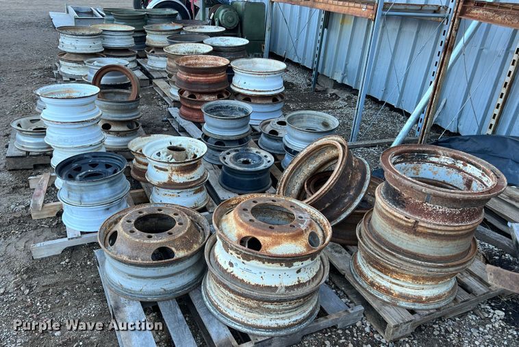 image for item KJ9044 Approximately 60 steel wheels