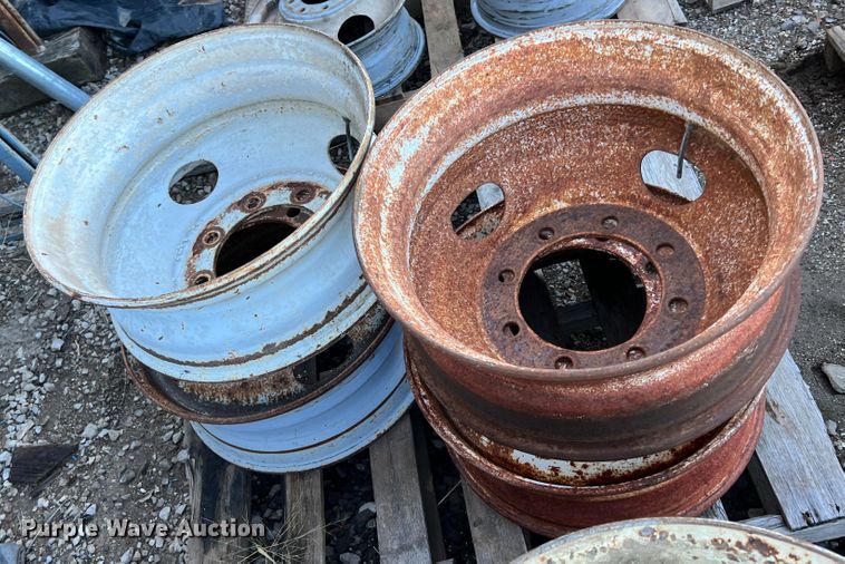 image for item KJ9044 Approximately 60 steel wheels