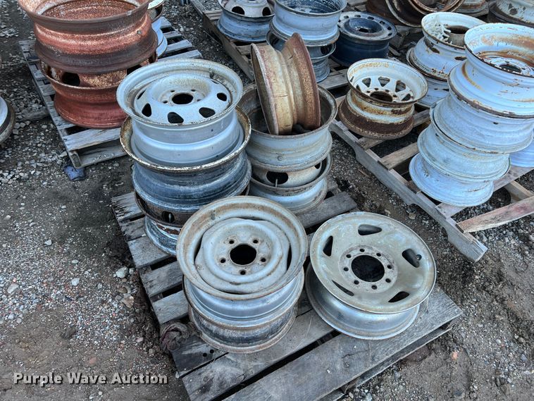 image for item KJ9044 Approximately 60 steel wheels