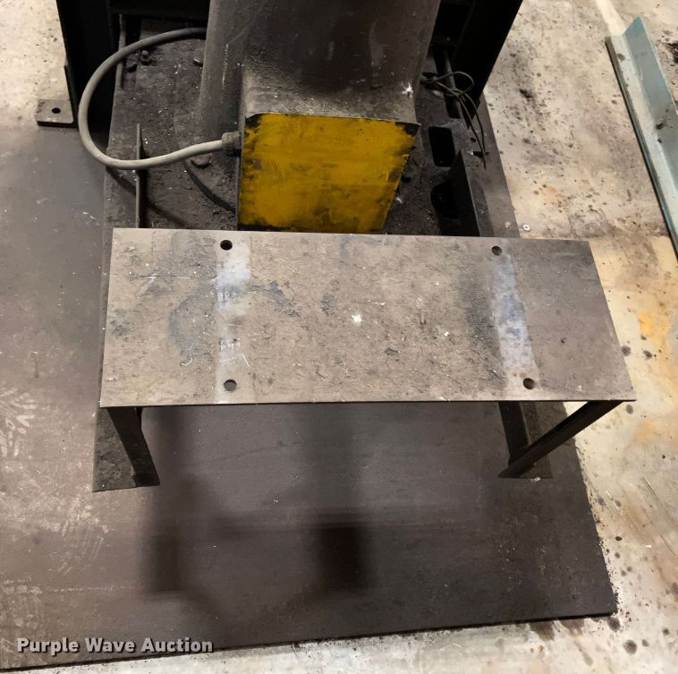 image for item KJ9067 Willis-Bergo FS1000  drill press