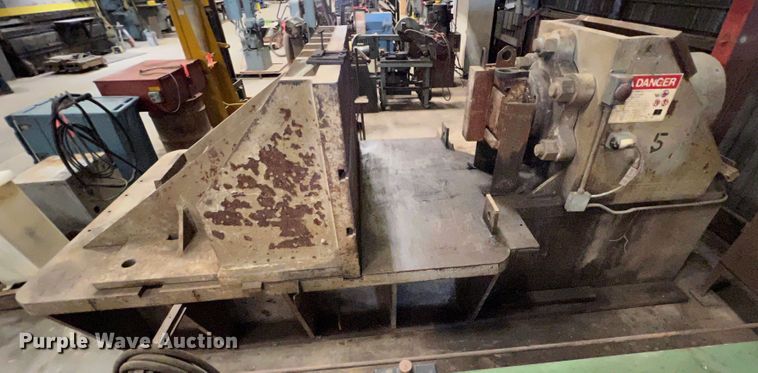 image for item KJ9069 Hydraulic press