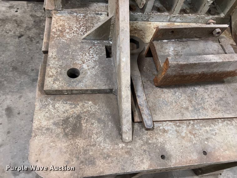 image for item KJ9069 Hydraulic press