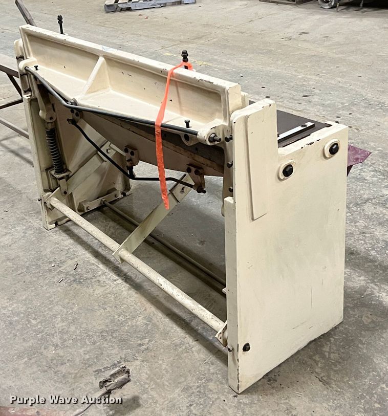 image for item KJ9083 (2) metal shears