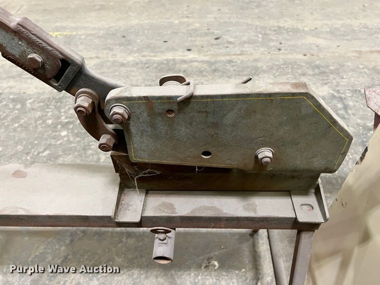 image for item KJ9083 (2) metal shears