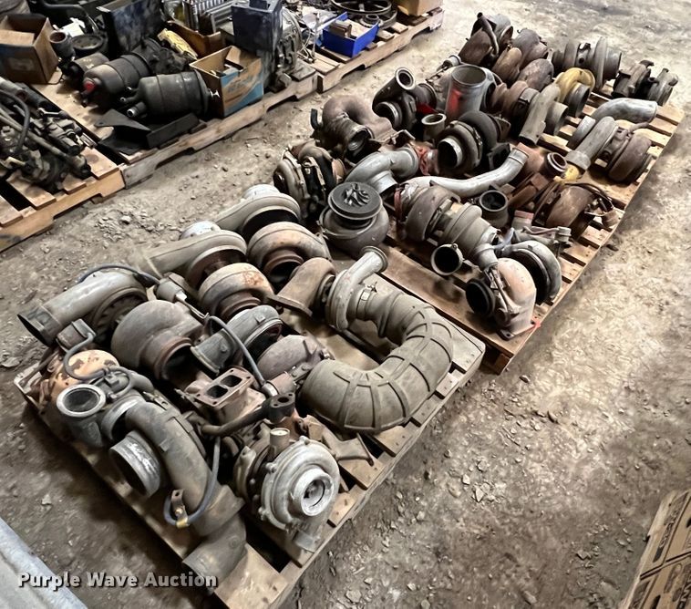image for item KJ9088 Approximately 25 turbochargers