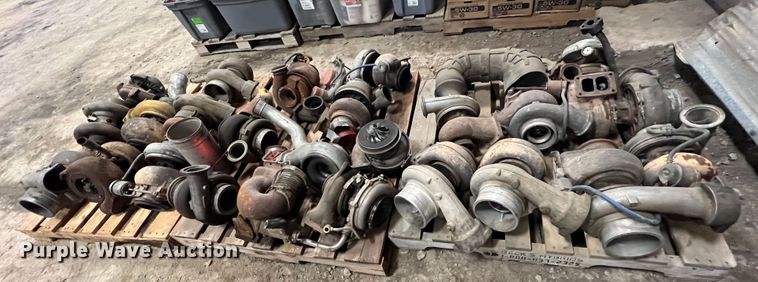 image for item KJ9088 Approximately 25 turbochargers