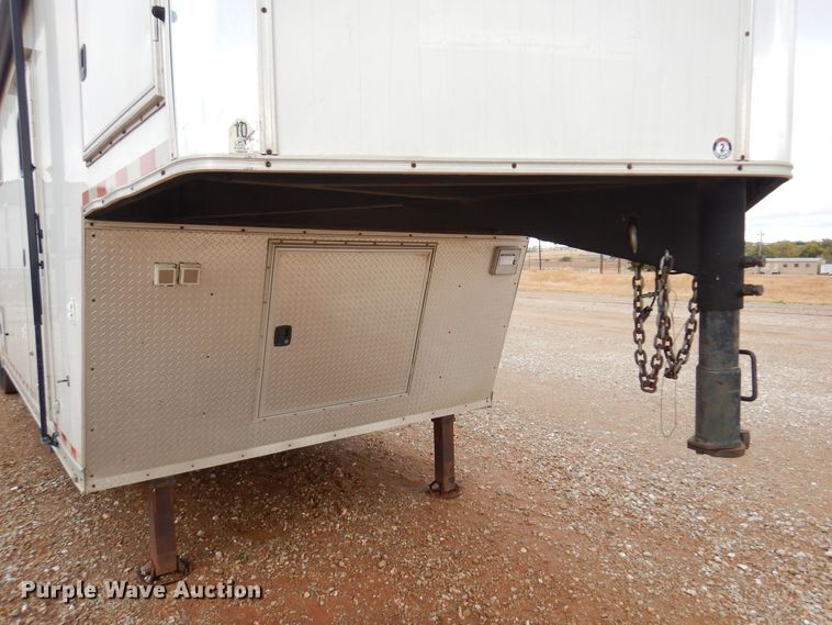 image for item KJ9132 2007 H&H  enclosed cargo trailer