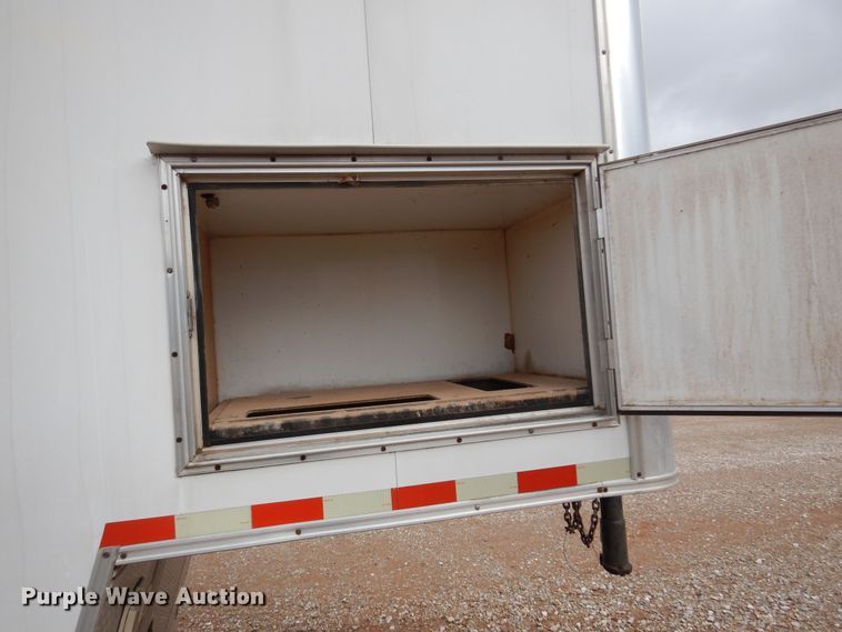 image for item KJ9132 2007 H&H  enclosed cargo trailer