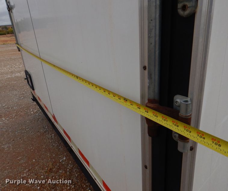 image for item KJ9132 2007 H&H  enclosed cargo trailer