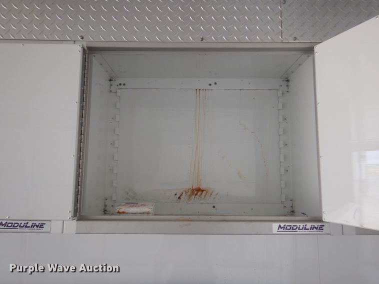 image for item KJ9132 2007 H&H  enclosed cargo trailer