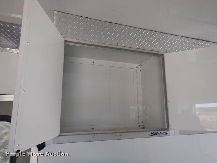 image for item KJ9132 2007 H&H  enclosed cargo trailer