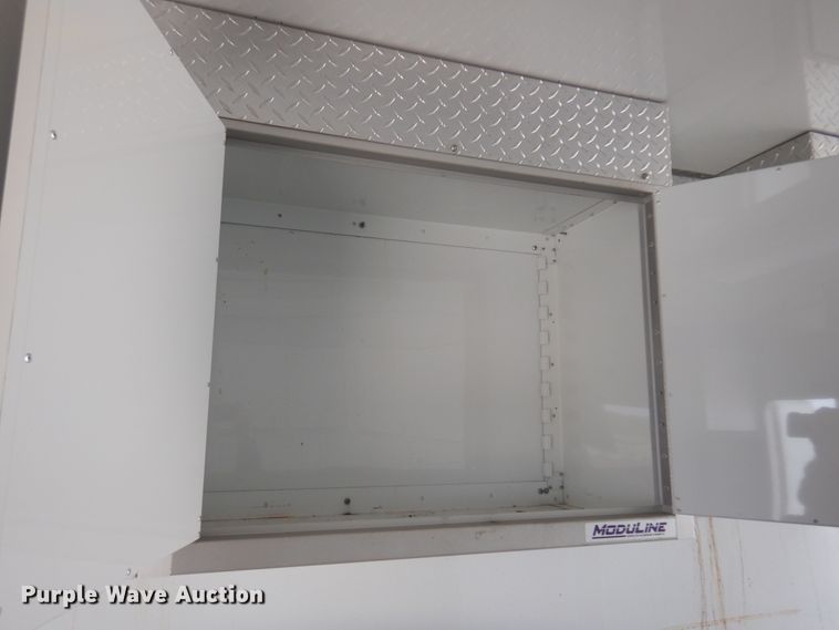 image for item KJ9132 2007 H&H  enclosed cargo trailer