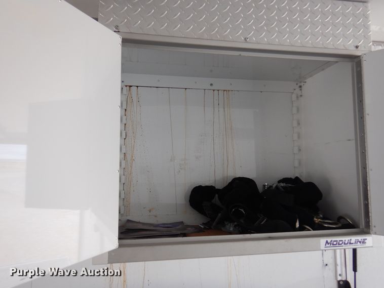 image for item KJ9132 2007 H&H  enclosed cargo trailer