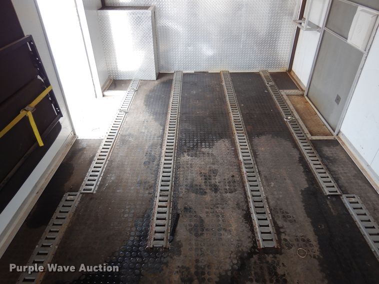 image for item KJ9132 2007 H&H  enclosed cargo trailer