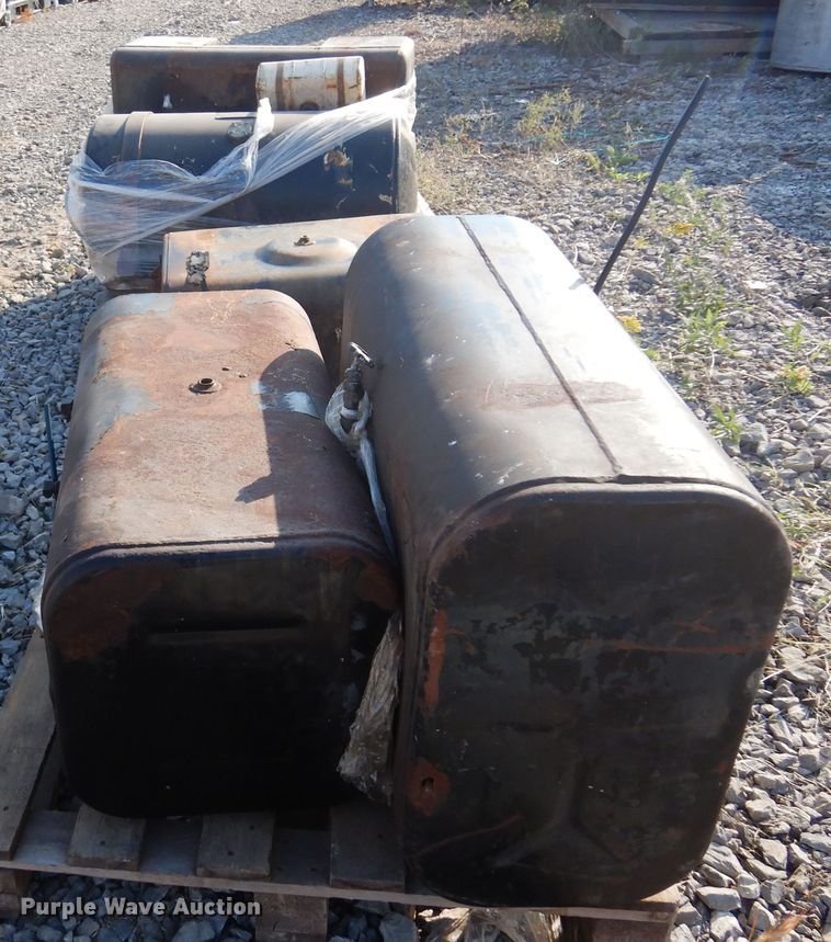 image for item KO9835 (27) tanks