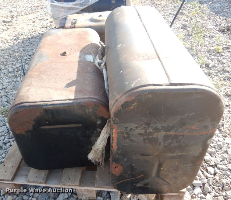 image for item KO9835 (27) tanks