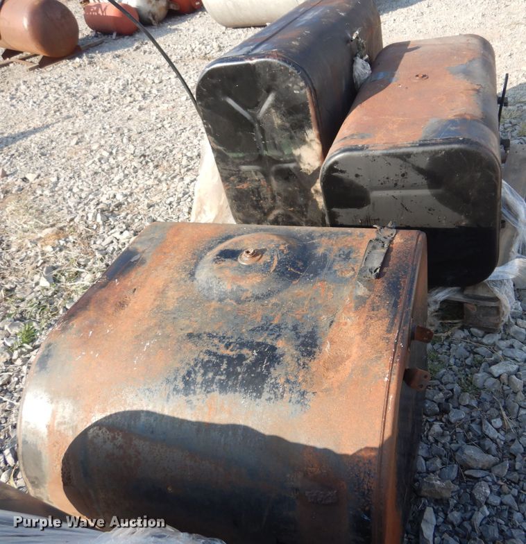 image for item KO9835 (27) tanks