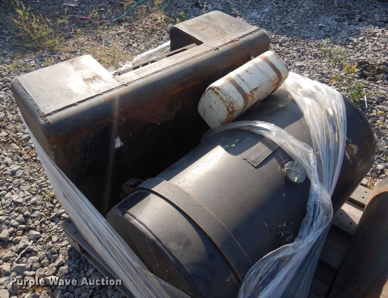 image for item KO9835 (27) tanks