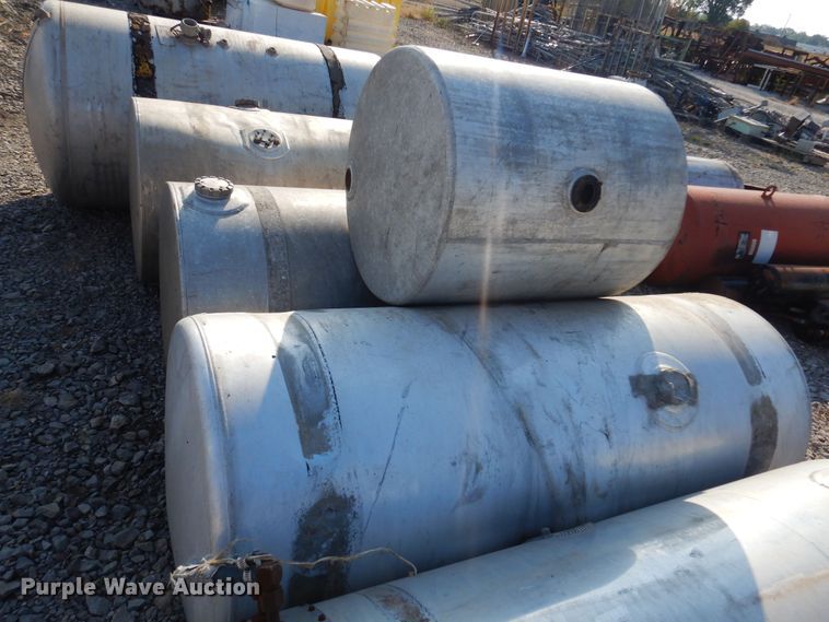 image for item KO9835 (27) tanks