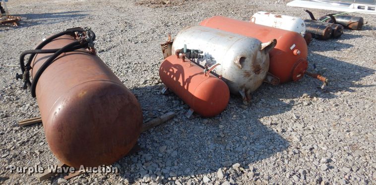 image for item KO9835 (27) tanks