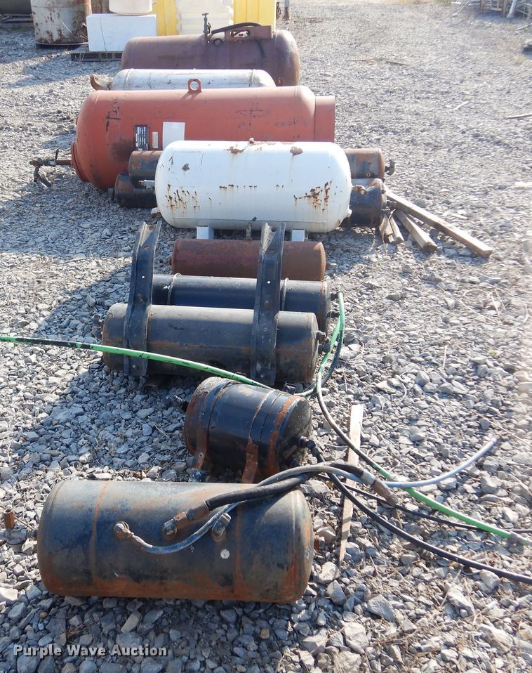 image for item KO9835 (27) tanks