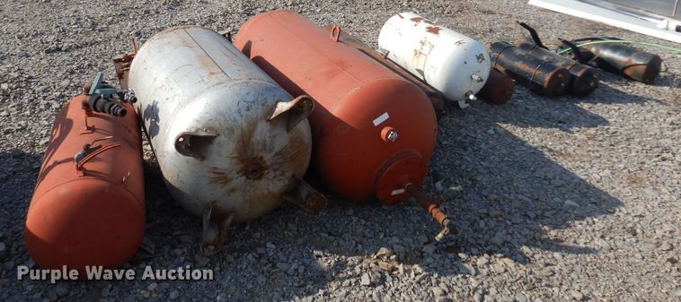 image for item KO9835 (27) tanks