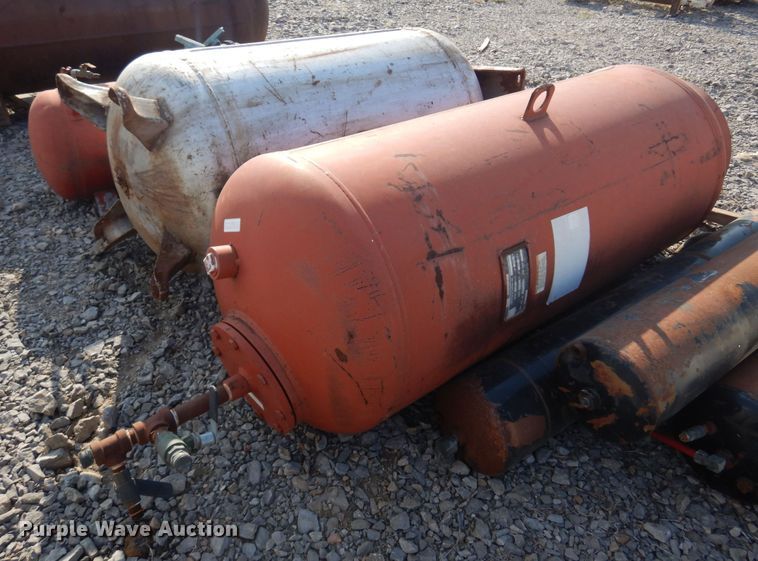 image for item KO9835 (27) tanks