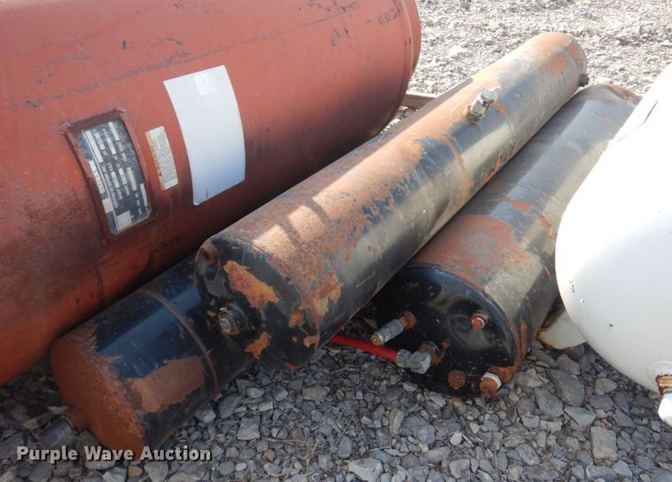 image for item KO9835 (27) tanks