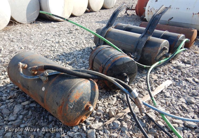 image for item KO9835 (27) tanks