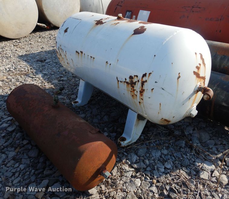 image for item KO9835 (27) tanks