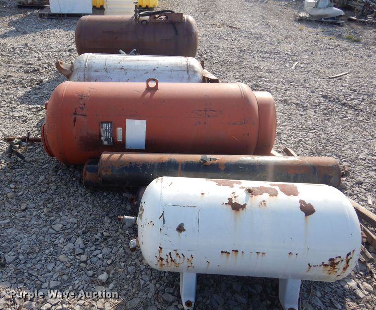 image for item KO9835 (27) tanks