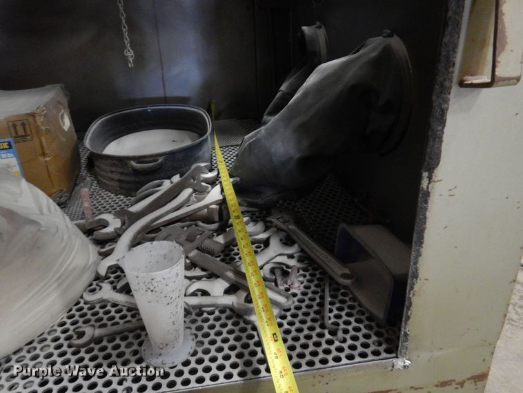 image for item KO9850 Empire PF-4848  sandblast cabinet