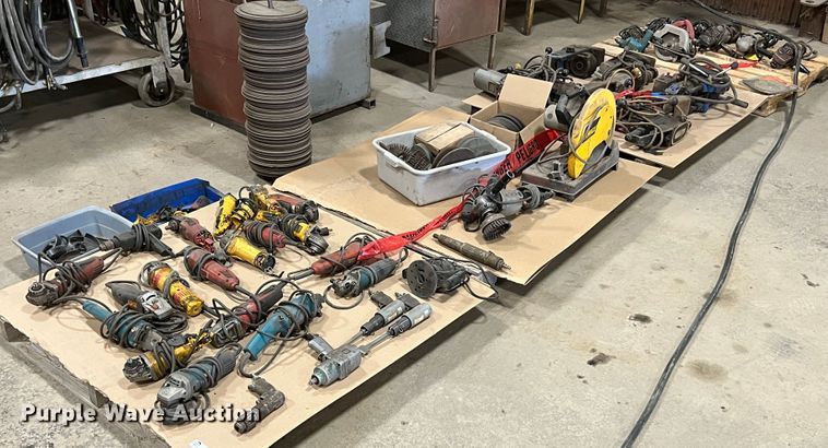 image for item KO9851 Tools