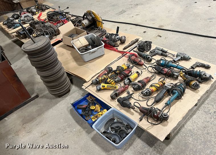 image for item KO9851 Tools