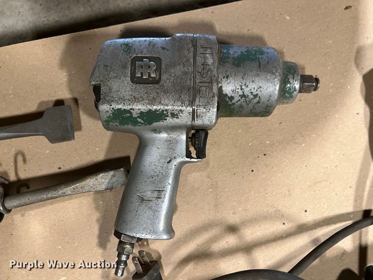 image for item KO9851 Tools