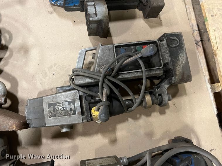 image for item KO9851 Tools