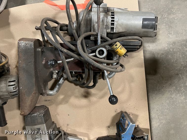 image for item KO9851 Tools