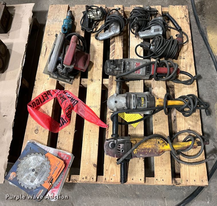 image for item KO9851 Tools