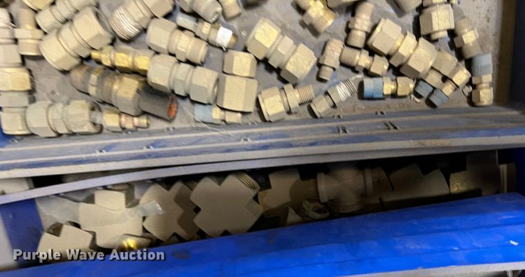 image for item KO9858 Building materials