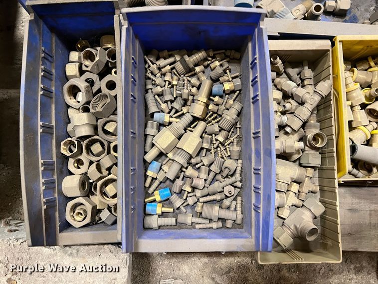 image for item KO9858 Building materials